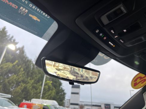 Certified 2025 GMC Sierra 1500 Denali w/ Technology Package image 27