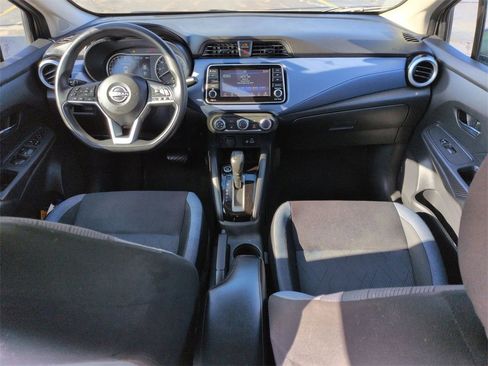 Used 2023 Nissan Versa SV image 15