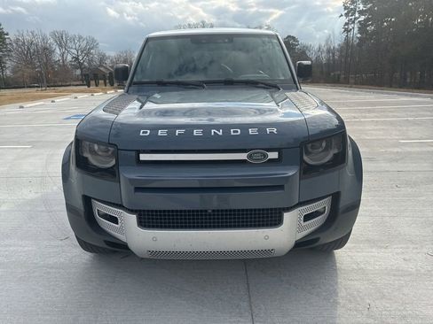 Used 2024 Land Rover Defender 110 S image 8