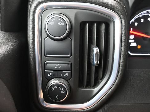 Used 2022 Chevrolet Silverado 1500 LT RWD image 16