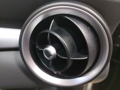 New 2025 Alfa Romeo Stelvio Sprint w/ Convenience Package image 13