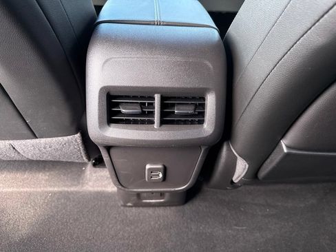 Used 2023 GMC Terrain SLT w/ LPO, Floor Liner Package AWD/4WD image 19