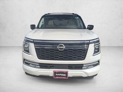 Used 2025 Nissan Armada Platinum Reserve AWD/4WD image 2