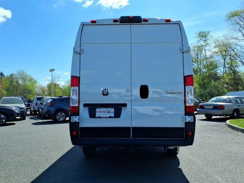 Used 2025 RAM ProMaster 3500 w/ Convenience Group image 16