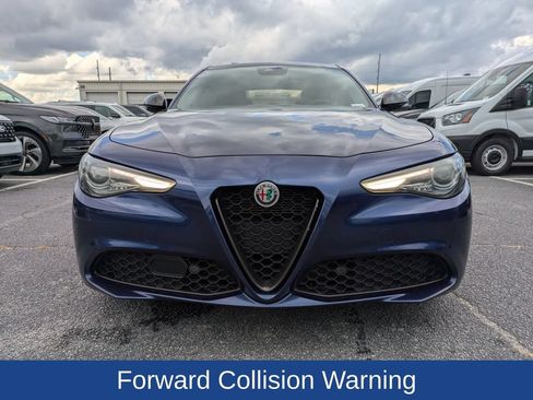 Used 2019 Alfa Romeo Giulia AWD image 9