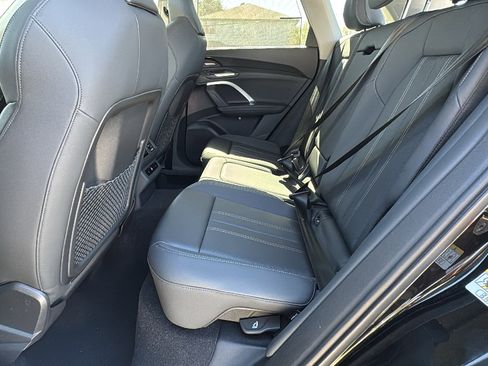 New 2025 Audi Q5 Prestige image 15