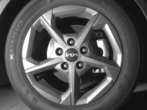 Used 2025 Kia K4 LXS FWD image 13