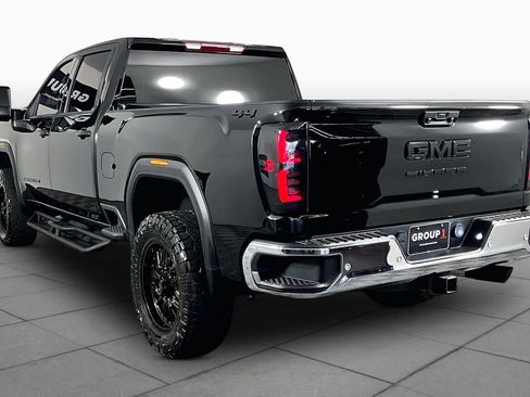 Used 2025 GMC Sierra 2500 Pro w/ 1SA Pro Safety Plus Package AWD/4WD image 11