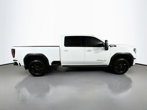 Used 2024 GMC Sierra 2500 AT4 w/ AT4 Premium Plus Package AWD/4WD image 8