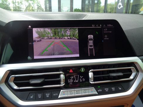 Used 2022 BMW 330e xDrive w/ Driving Assistance Package AWD/4WD image 14