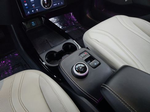 Used 2023 Ford Mustang Mach-E Premium AWD/4WD image 21