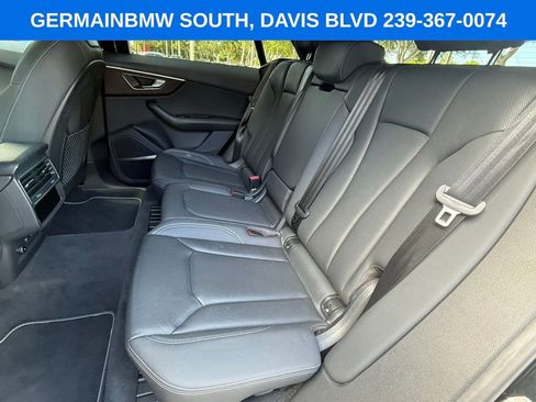 Used 2021 Audi Q8 Premium Plus AWD/4WD image 20