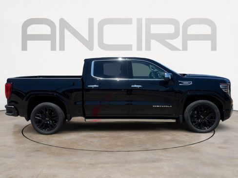 Used 2023 GMC Sierra 1500 Denali w/ Denali Reserve Package AWD/4WD image 11