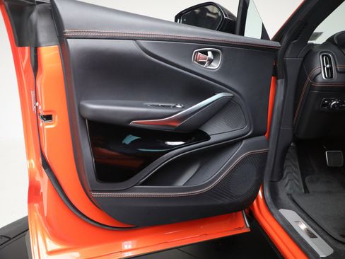 Used 2023 Aston Martin DBX 707 image 18