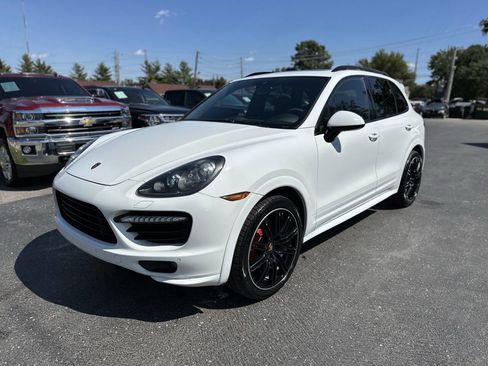 Used 2014 Porsche Cayenne GTS image 1