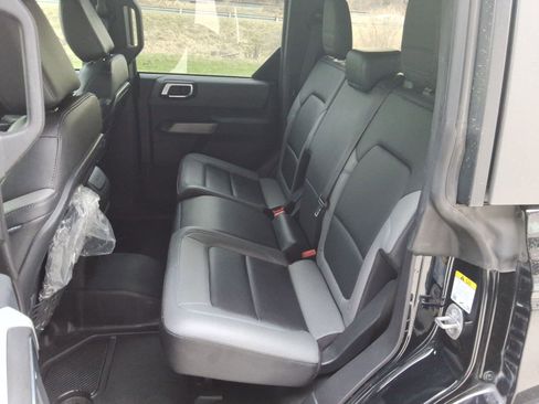 Used 2023 Ford Bronco Black Diamond image 29