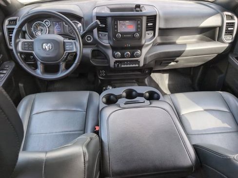 Used 2022 RAM 2500 Tradesman w/ Chrome Appearance Group image 28