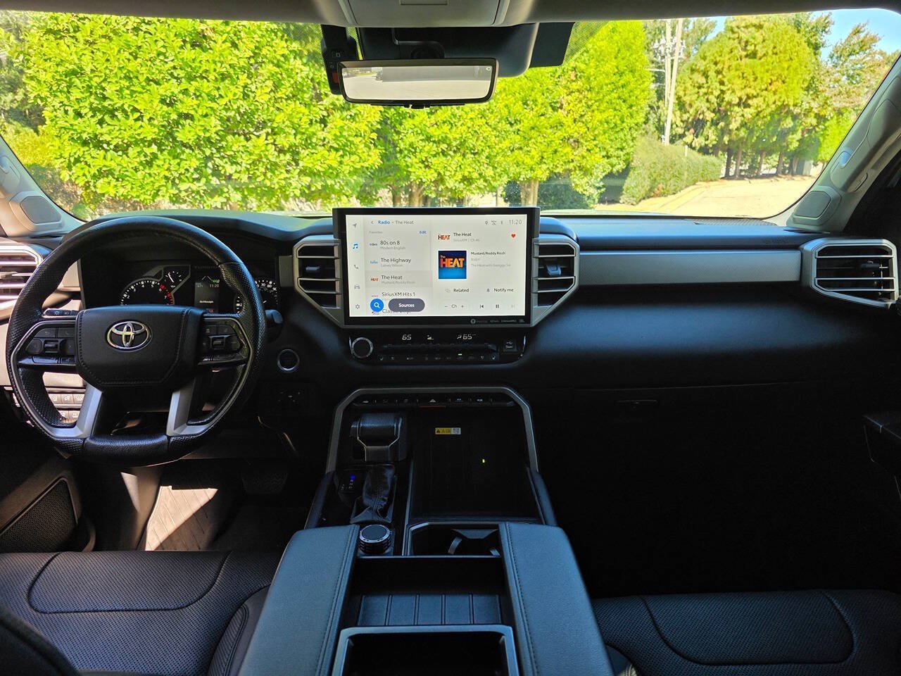 Used 2022 Toyota Tundra Limited AWD/4WD image 17