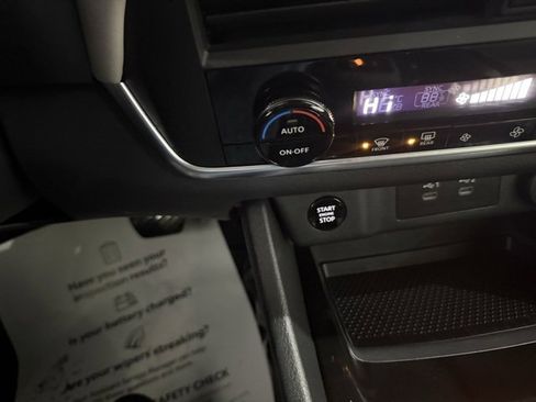 Certified 2025 Nissan Rogue SV image 17