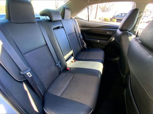 Used 2016 Toyota Corolla S image 18