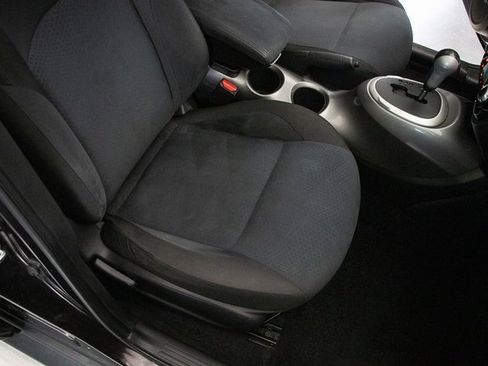 Used 2014 Nissan Juke SV w/ Navigation Package image 17