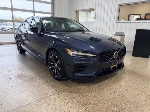 Used 2024 Volvo S60 T8 Core w/ Climate Package image 11