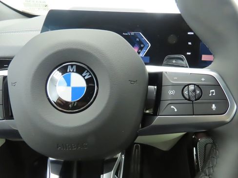 New 2026 BMW X2 xDrive28i w/ Technology Package image 12