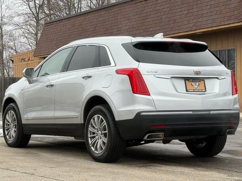 Used 2018 Cadillac XT5 Luxury w/ Driver Awareness Package image 3