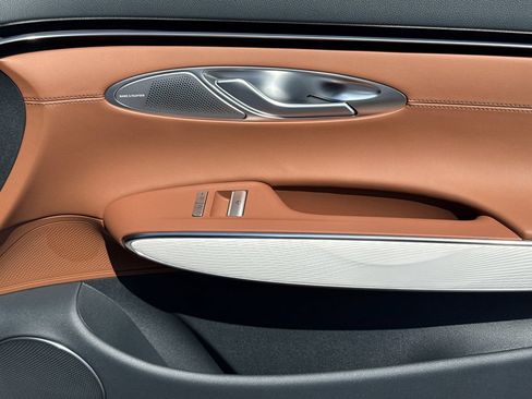 New 2026 Genesis GV70 2.5T Advanced AWD/4WD image 14