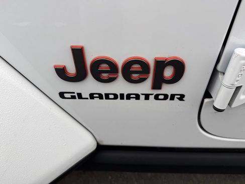 Used 2021 Jeep Gladiator Mojave AWD/4WD image 5