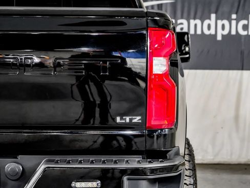 Used 2020 Chevrolet Silverado 2500 LTZ AWD/4WD image 44