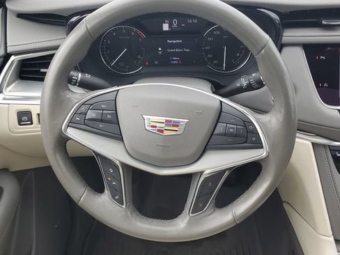 Certified 2023 Cadillac XT5 Premium Luxury w/ LPO, Floor Liner Package FWD image 31