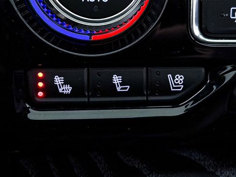 Used 2023 GMC Yukon XL Denali w/ Max Trailering Package image 33