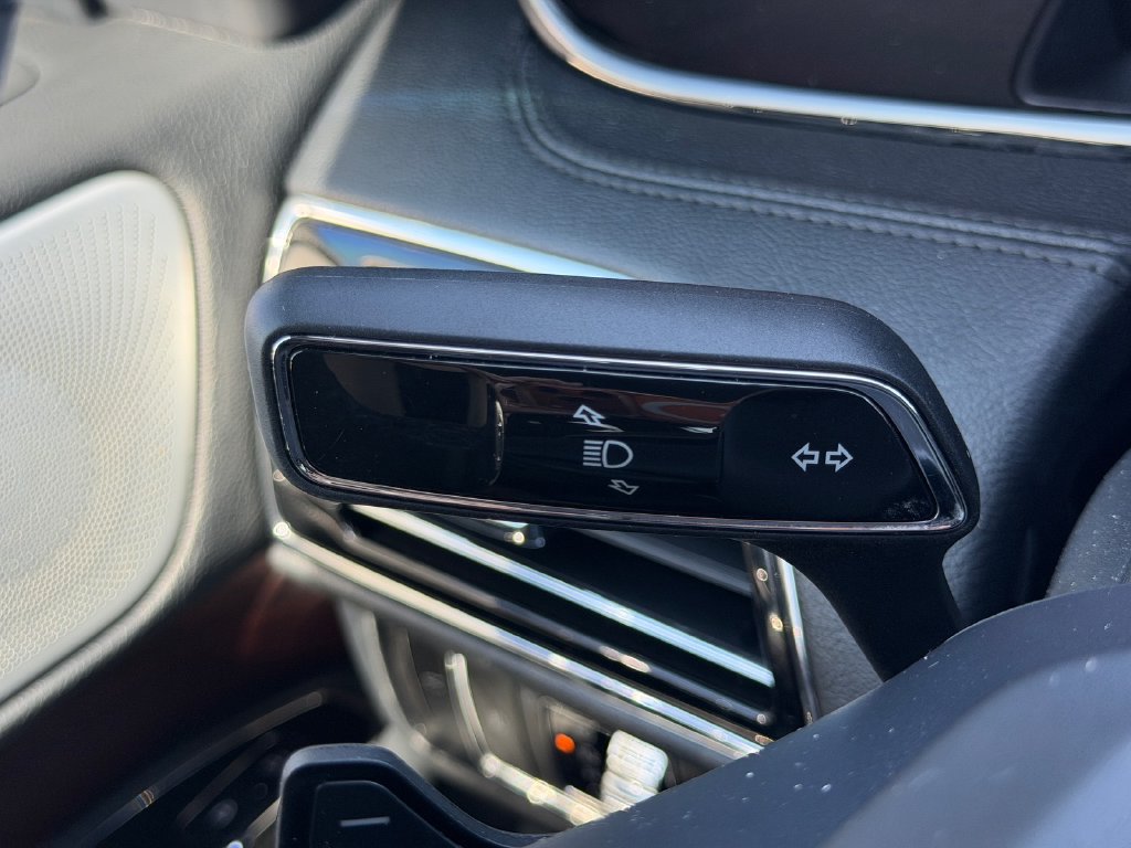 Used 2023 Lincoln Navigator Reserve AWD/4WD image 17