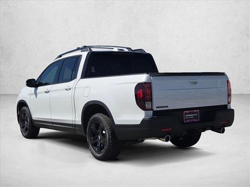 New 2026 Honda Ridgeline Black Edition image 9