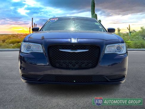 Used 2016 Chrysler 300 Limited RWD image 11