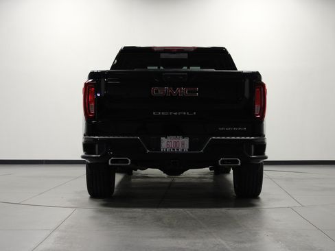 Used 2026 GMC Sierra 1500 Denali w/ Denali Reserve Package AWD/4WD image 5