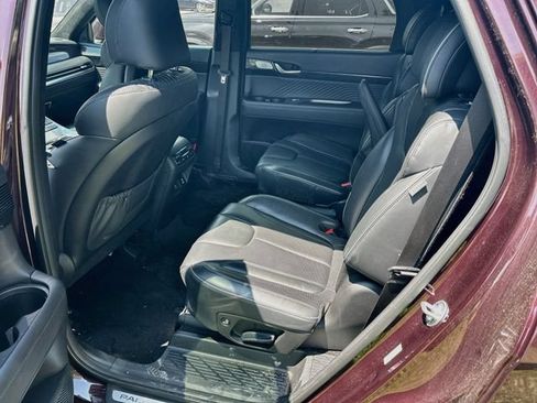 Used 2024 Hyundai Palisade Calligraphy AWD/4WD image 9