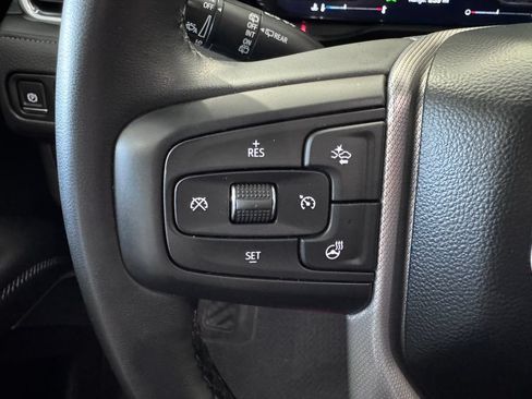 Used 2023 GMC Yukon XL Denali AWD/4WD image 19