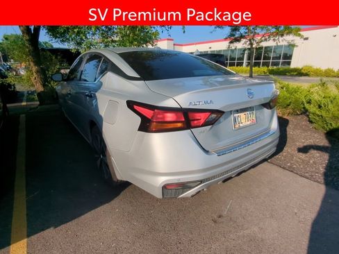 Used 2021 Nissan Altima 2.5 SV w/ SV Premium Package FWD image 4