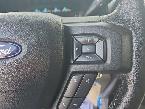 Used 2019 Ford F150 XLT w/ Equipment Group 302A Luxury AWD/4WD image 20