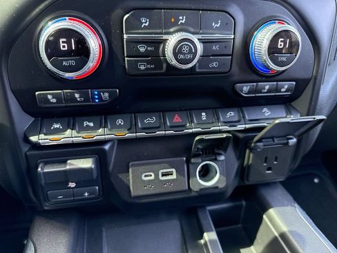 Used 2021 GMC Sierra 1500 Denali w/ Driver Alert Package II AWD/4WD image 19