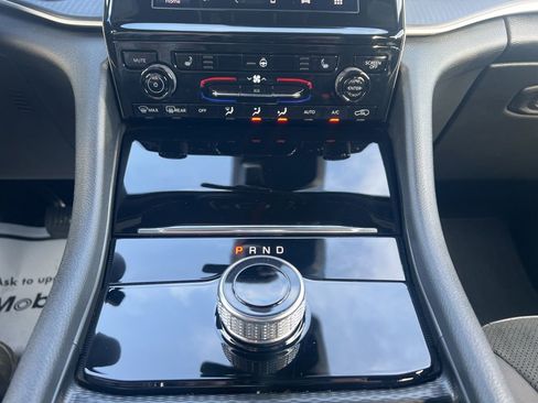 New 2025 Jeep Grand Cherokee Altitude AWD/4WD image 43