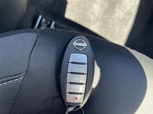 Used 2025 Nissan Altima 2.5 SV FWD image 24
