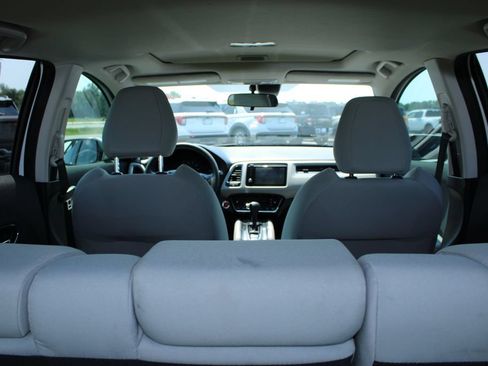 Used 2022 Honda HR-V EX image 12