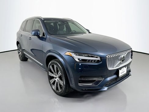 Used 2024 Volvo XC90 B6 Plus w/ Protection Package Premier image 3