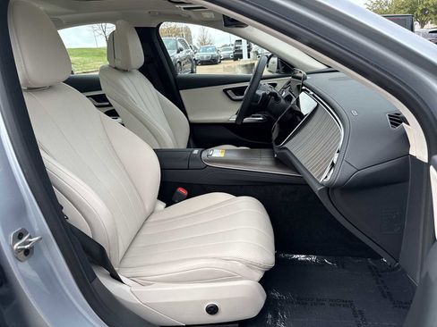 Used 2026 Mercedes-Benz E 350 4MATIC Sedan image 20