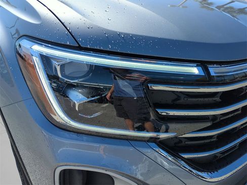 New 2026 Volkswagen Atlas SE image 47