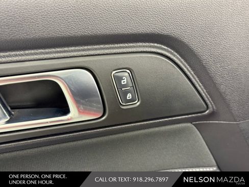 Used 2018 Ford Mustang GT RWD image 18