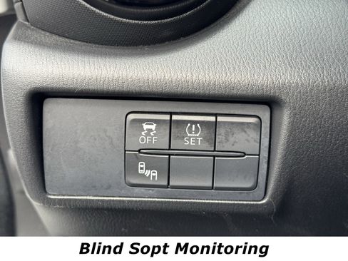 Used 2017 MAZDA MX-5 Miata RF Club image 5